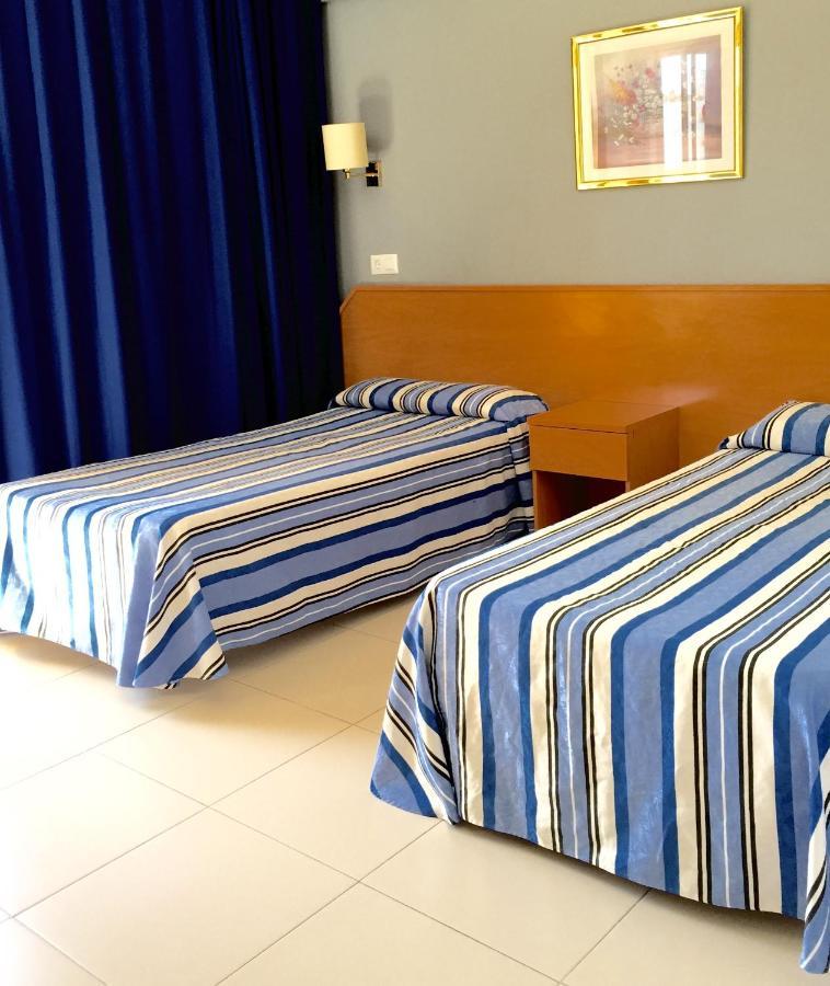 Hotel Bon Repos Calella Pokój zdjęcie