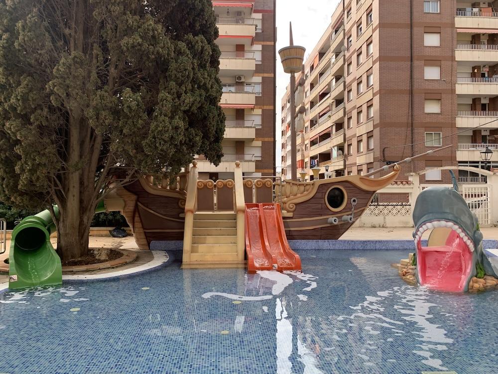 Hotel Bon Repos Calella Zewnętrze zdjęcie