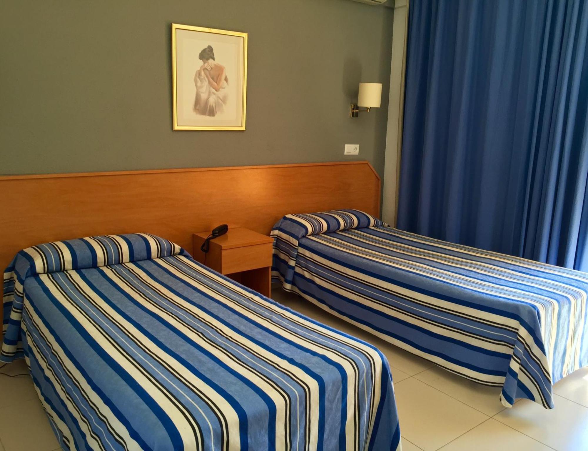 Hotel Bon Repos Calella Pokój zdjęcie